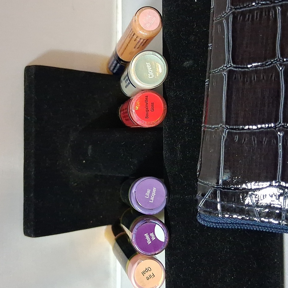 LipSense bundle - Picture 3 of 3